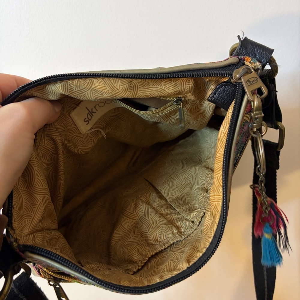 Sakroots Crossbody Purse - Picture 9 of 9